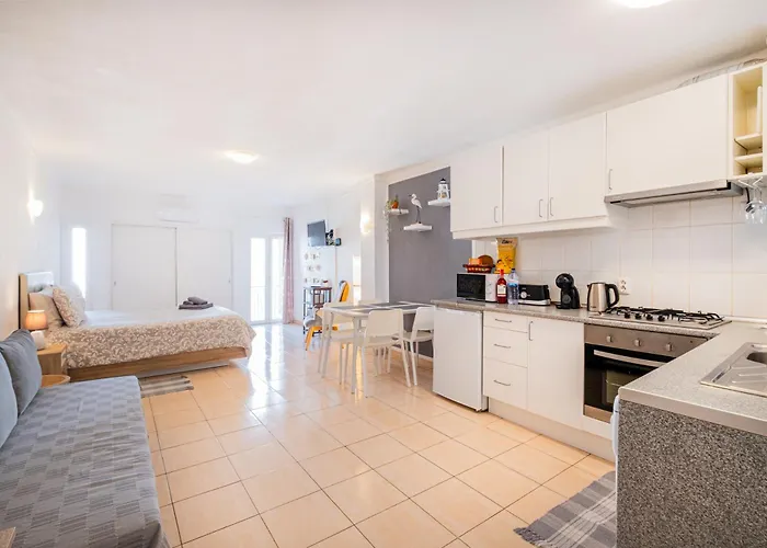 In Albufeira's Old Town Apartman